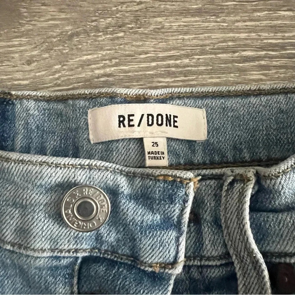 Originals 90's High Rise Ankle Crop in Destroy Sanded Blue - Picture 3 of 8